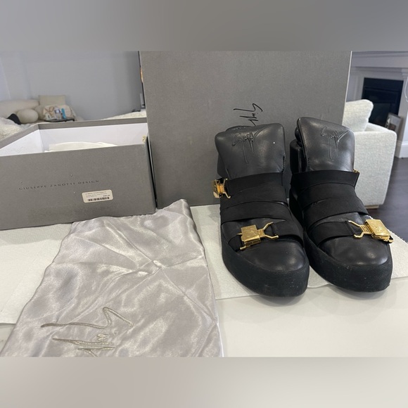 Giuseppe Zanotti Size 9 - Picture 2 of 4